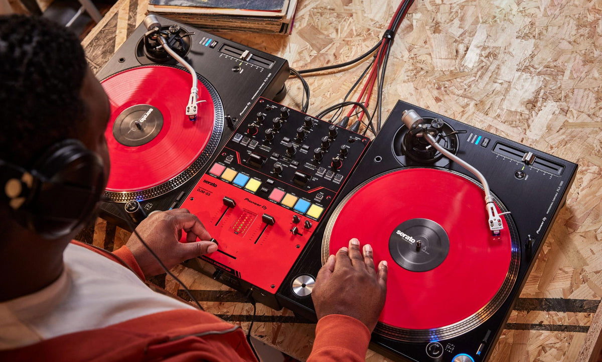 Cursos DJ microfusa