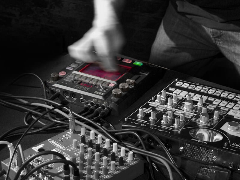 Presentación de Korg DJ & Production Tools en la tienda Microfusa Barcelona