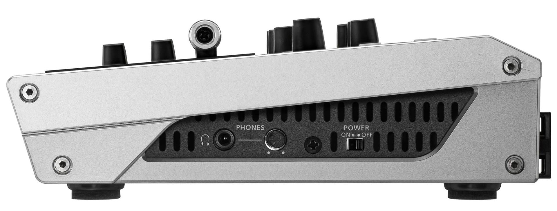 Roland V-8HD