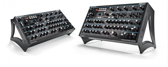 Novation Peak Soporte