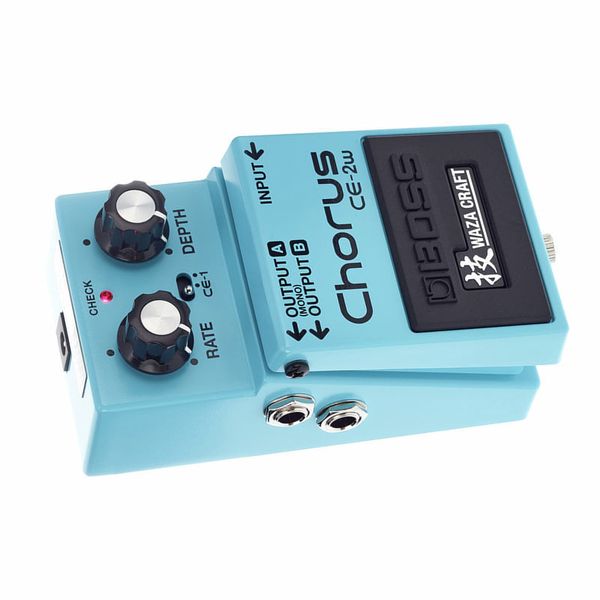 Boss CE-2W