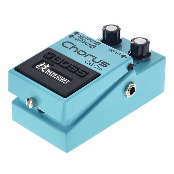 Boss CE-2W