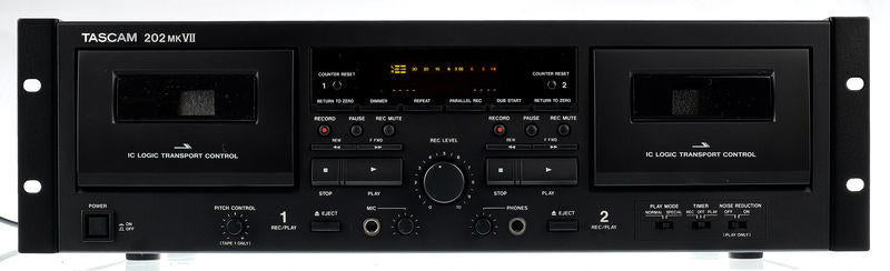 Tascam 202 MK7