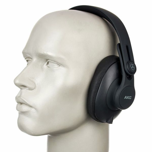 AKG K 361