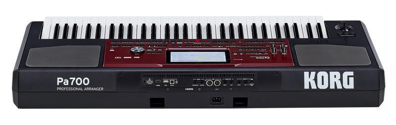 Korg PA700 