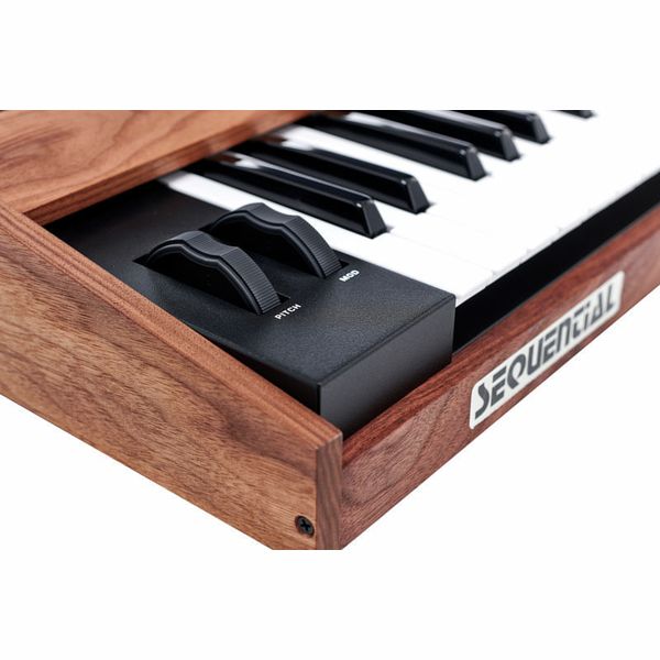 SEQUENTIAL PROPHET-10 KEYBOARD