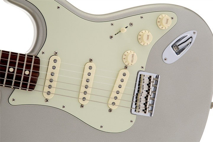 FENDER ROBERT CRAY STRATOCASTER INCA SILVER RW
