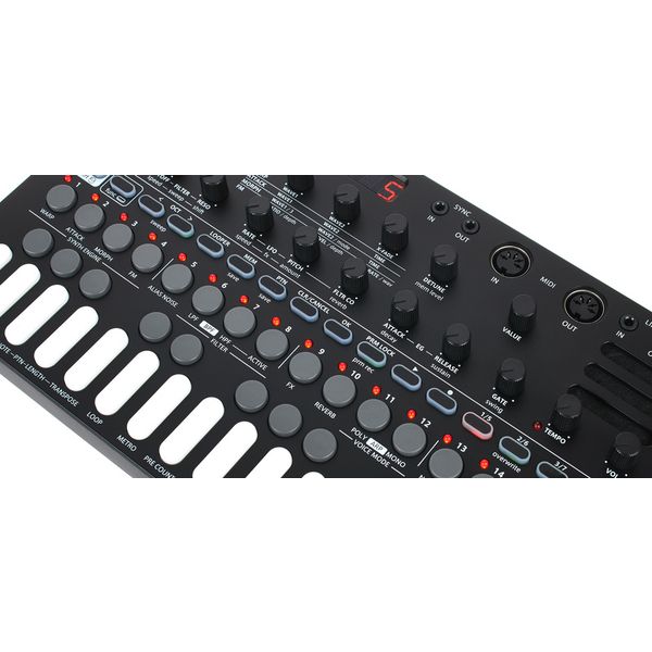 SONICWARE LIVEN 8bit warps