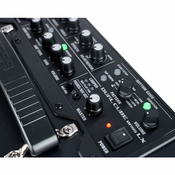Boss D-CUBE Bass LX