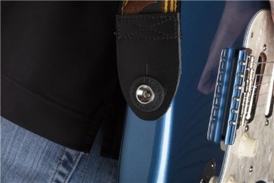 FENDER BLOQUEO CORREA GOMA NEGRO