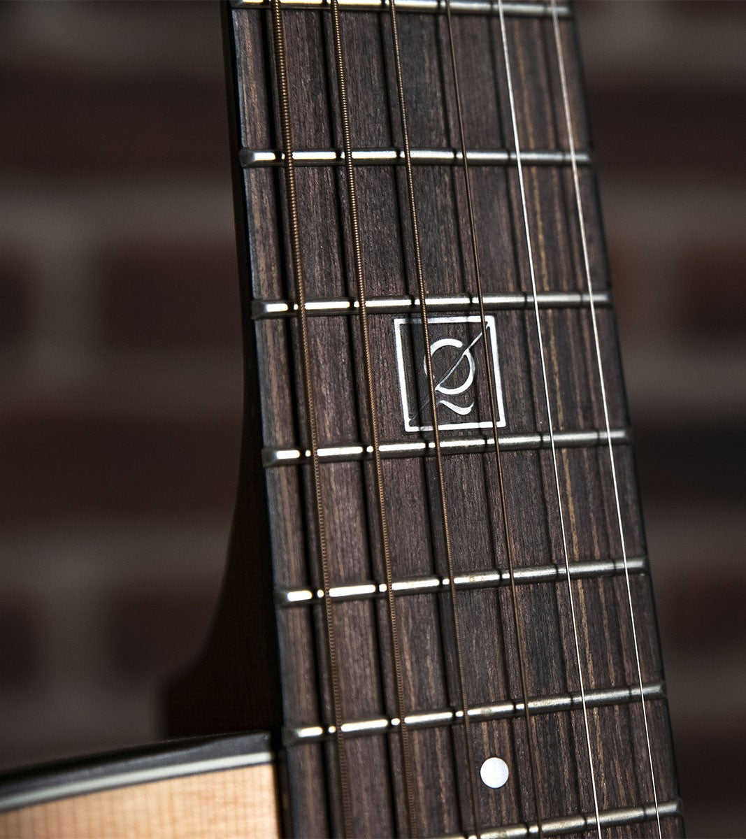 OQAN QGA-100CE SOLID NAT