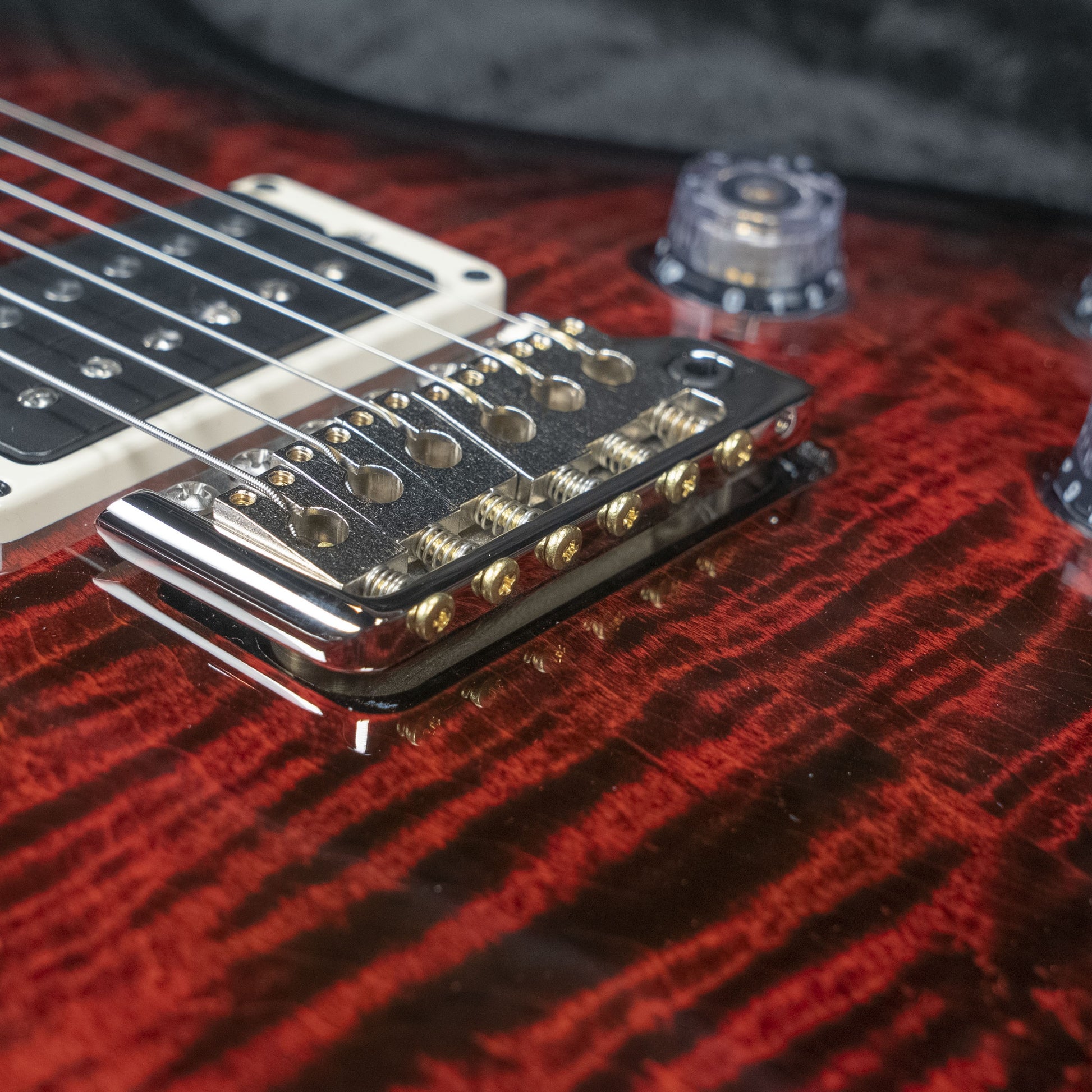 PRS  TREMONTI CC FIRE RED BURST
