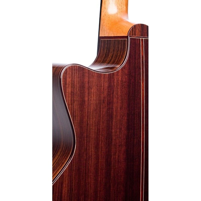 LAKEWOOD J-32CP DELUXE