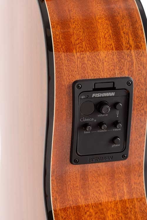 ADMIRA A1 ELECTRIFICADA FISHMAN SERIE ARTESANÍA