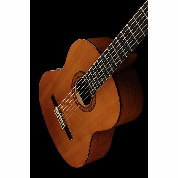Yamaha C40 II Guitarra Clásica + Soporte Gratis