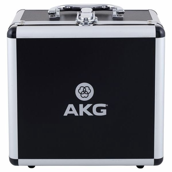Akg P 220