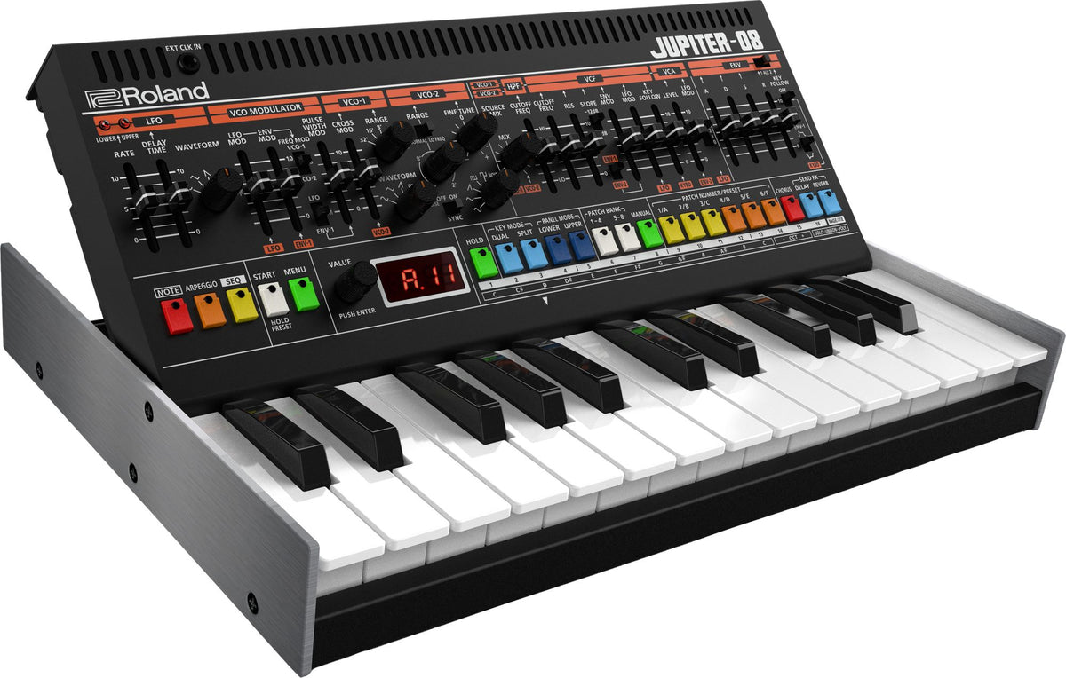 ROLAND JUPITER-08 SINTETIZADOR