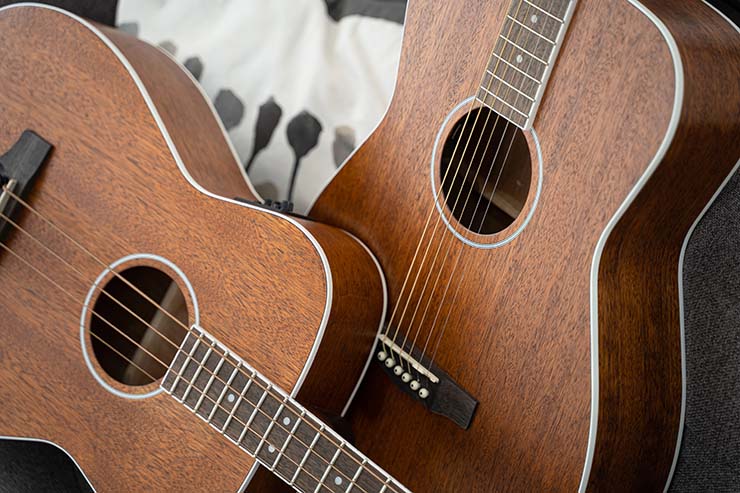 CORT Ab 590Mf Short Acoustic Bass
