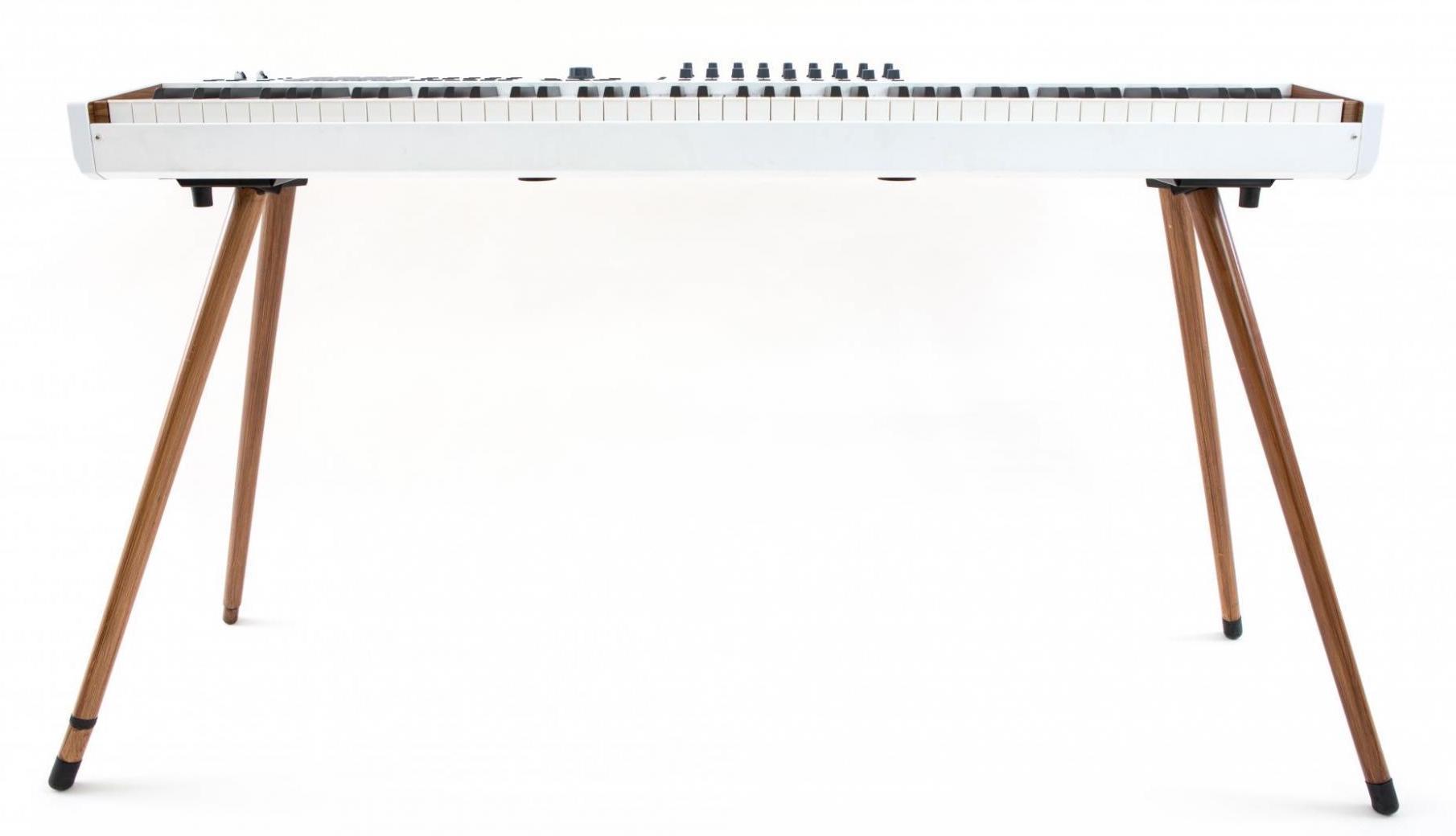 Arturia Wooden Legs (B-Stock)