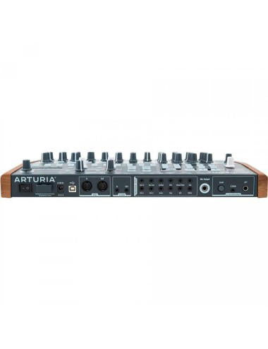 Arturia DrumBrute (Demo)