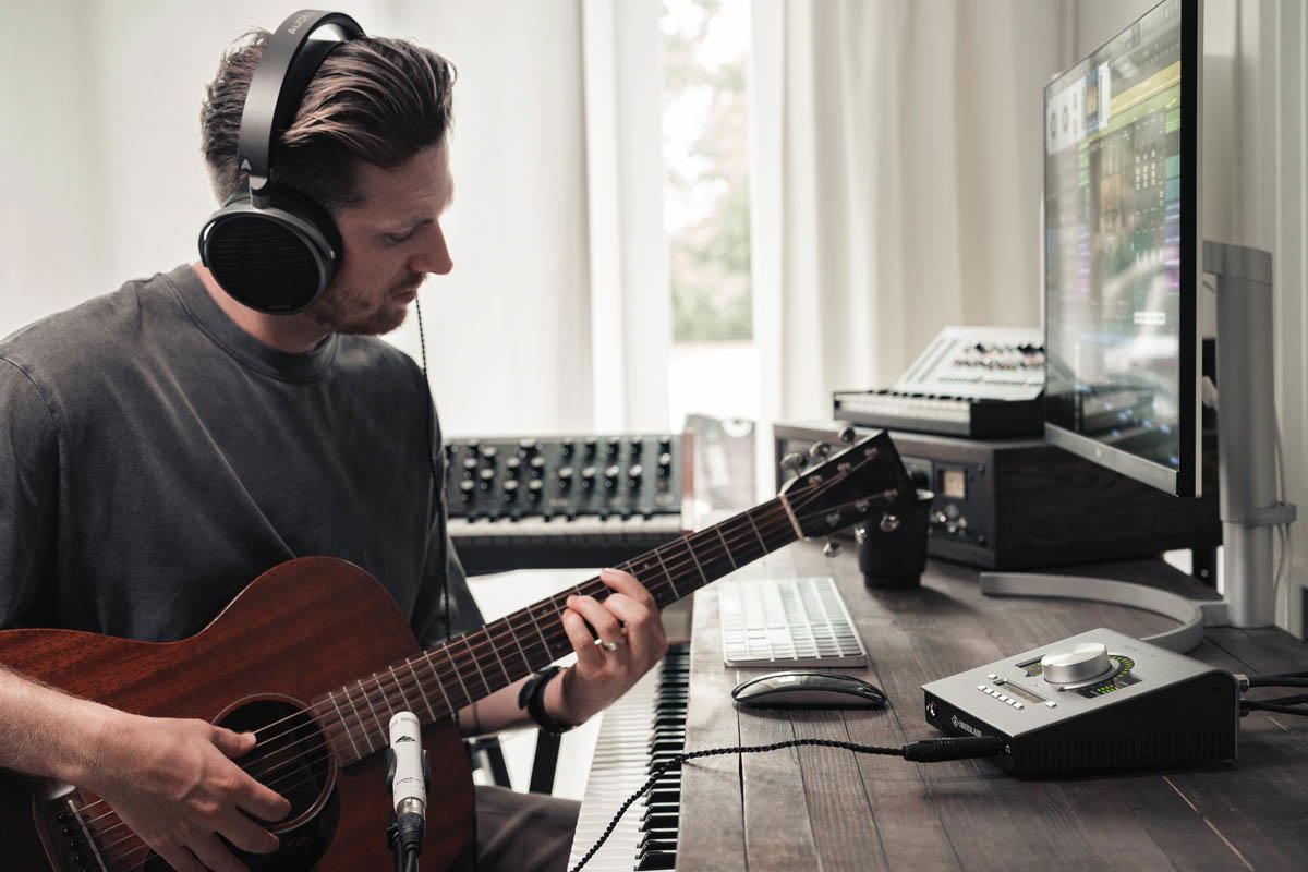 Universal Audio Apollo Twin X QUAD Gen 2 STU + Hardcase de regalo