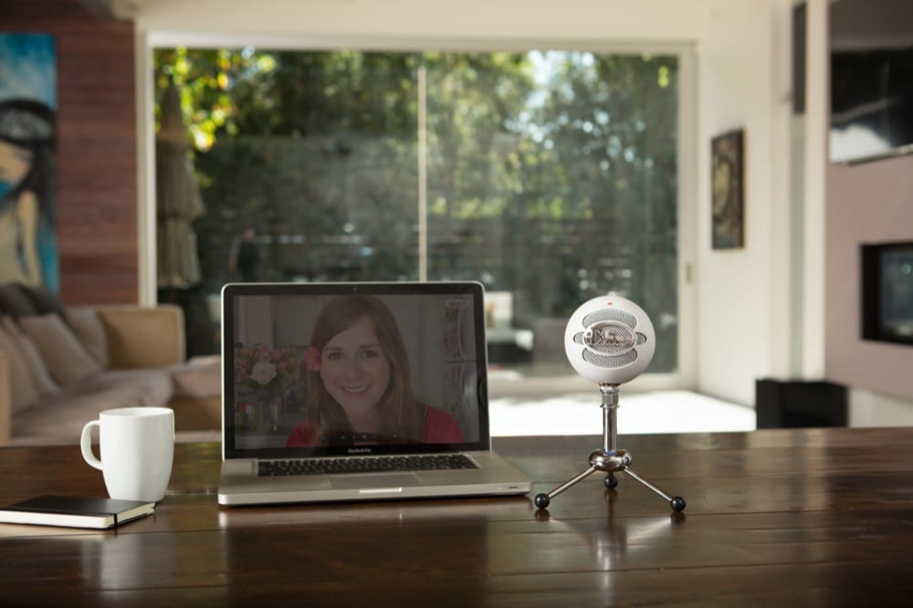 Blue Snowball White