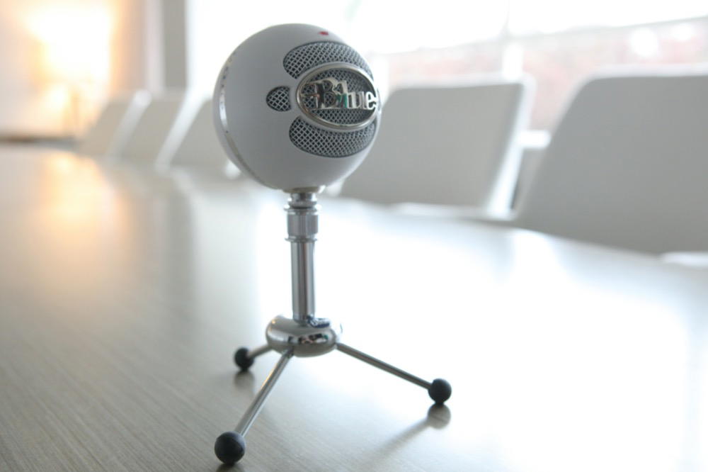Blue Snowball White