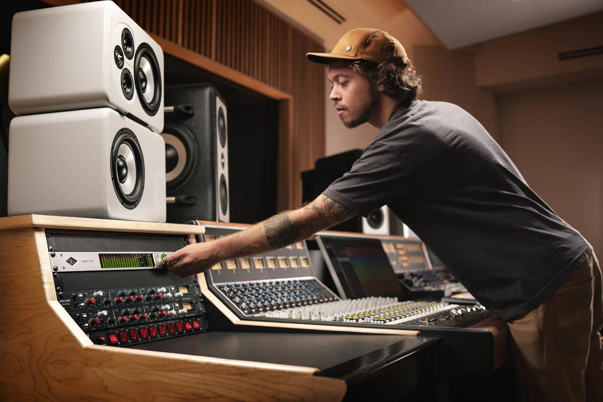 Universal Audio Apollo x16 Gen 2 ESS