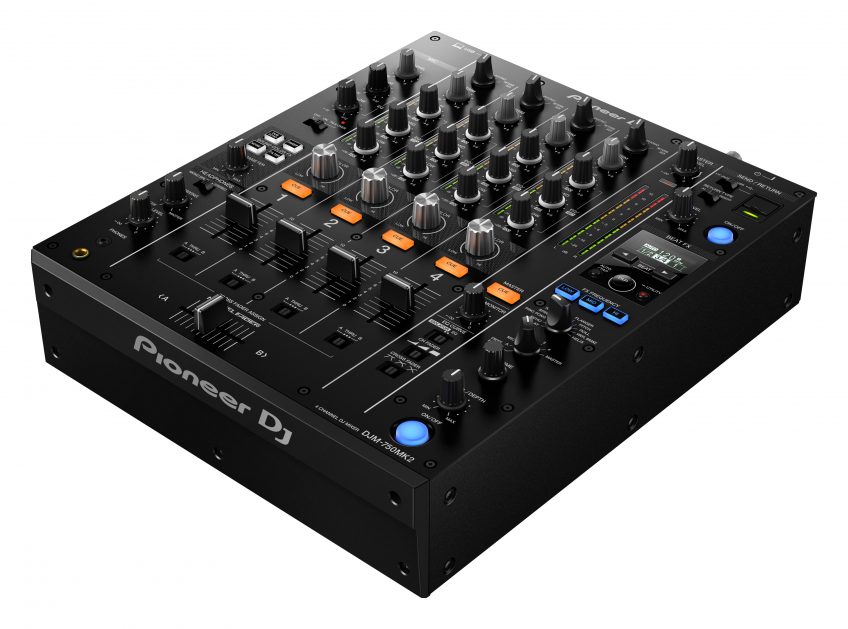 Pioneer DJ DJM-750 MK2
