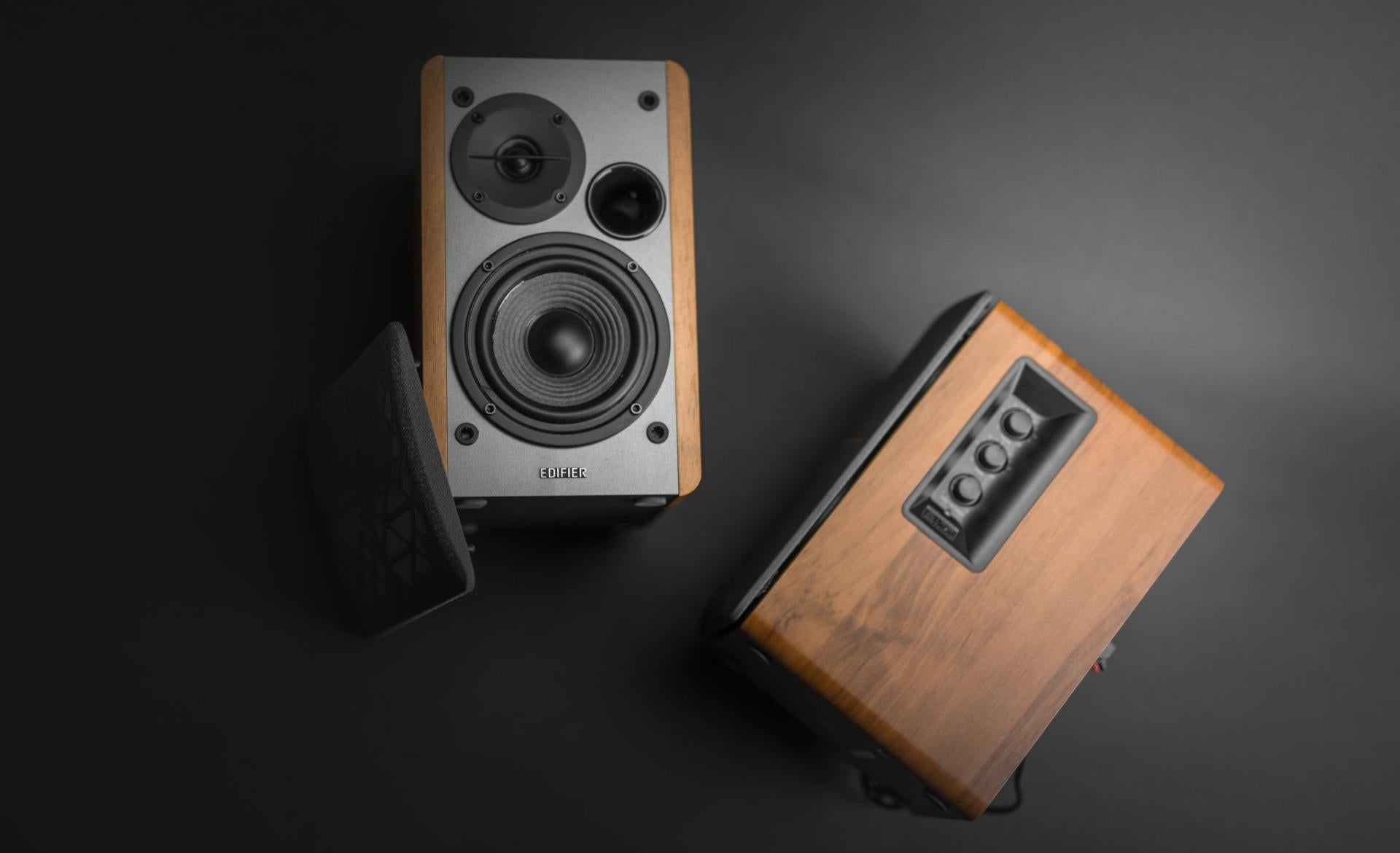 Edifier R1280DB Marrón Altavoces Activos Bluetooth. Pareja