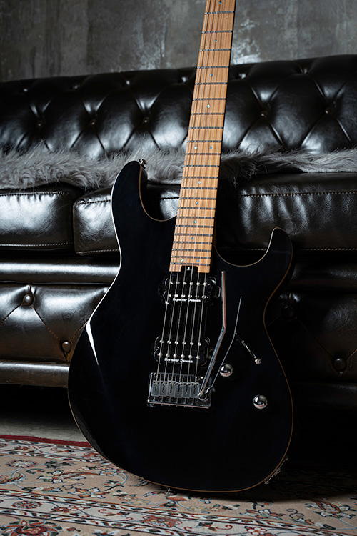 CORT Guitarra Eléctrica G300 Pro Bk