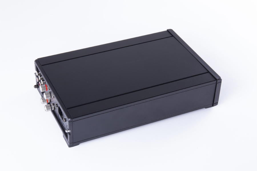 REGA AMP IO