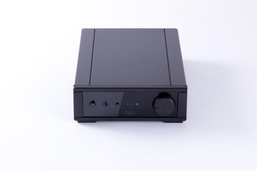 REGA AMP IO