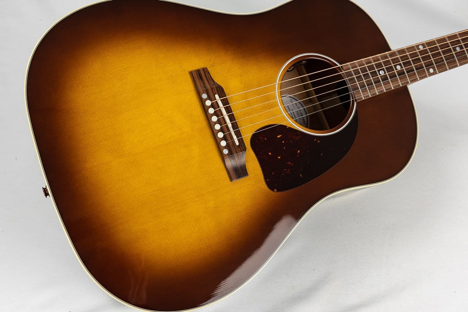 Gibson J-45 Standard Honey Burst