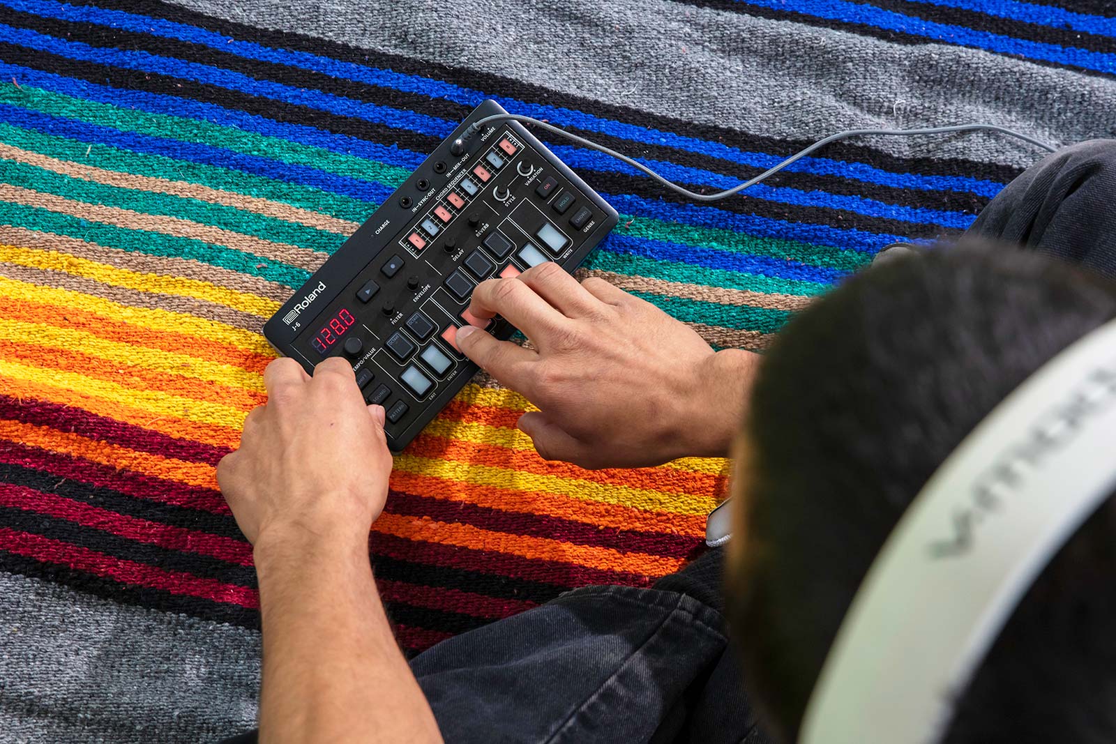 Roland Aira Compact J-6 (Demo)