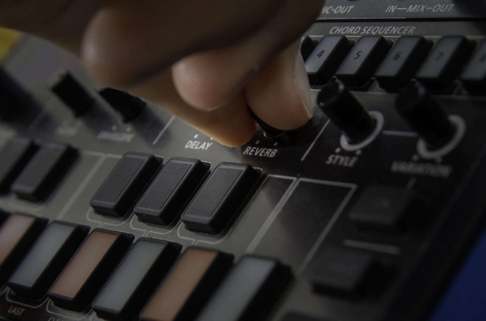Roland Aira Compact J-6 (Demo)