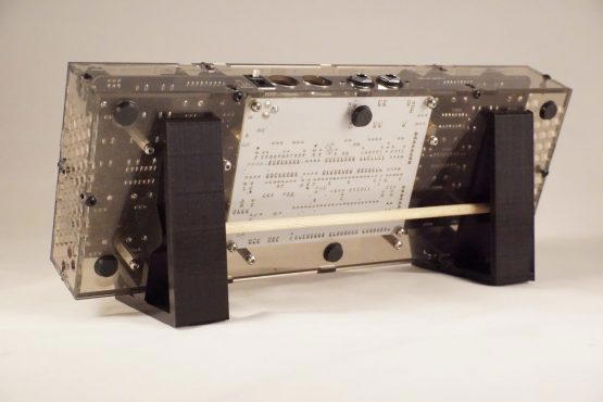 Coverup Stand Mutable Instruments Shruthi XT