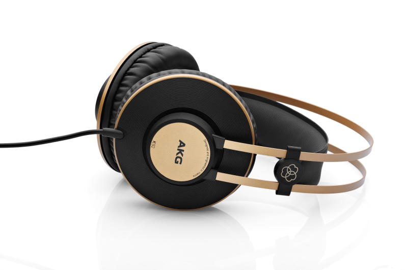 Akg K-92 