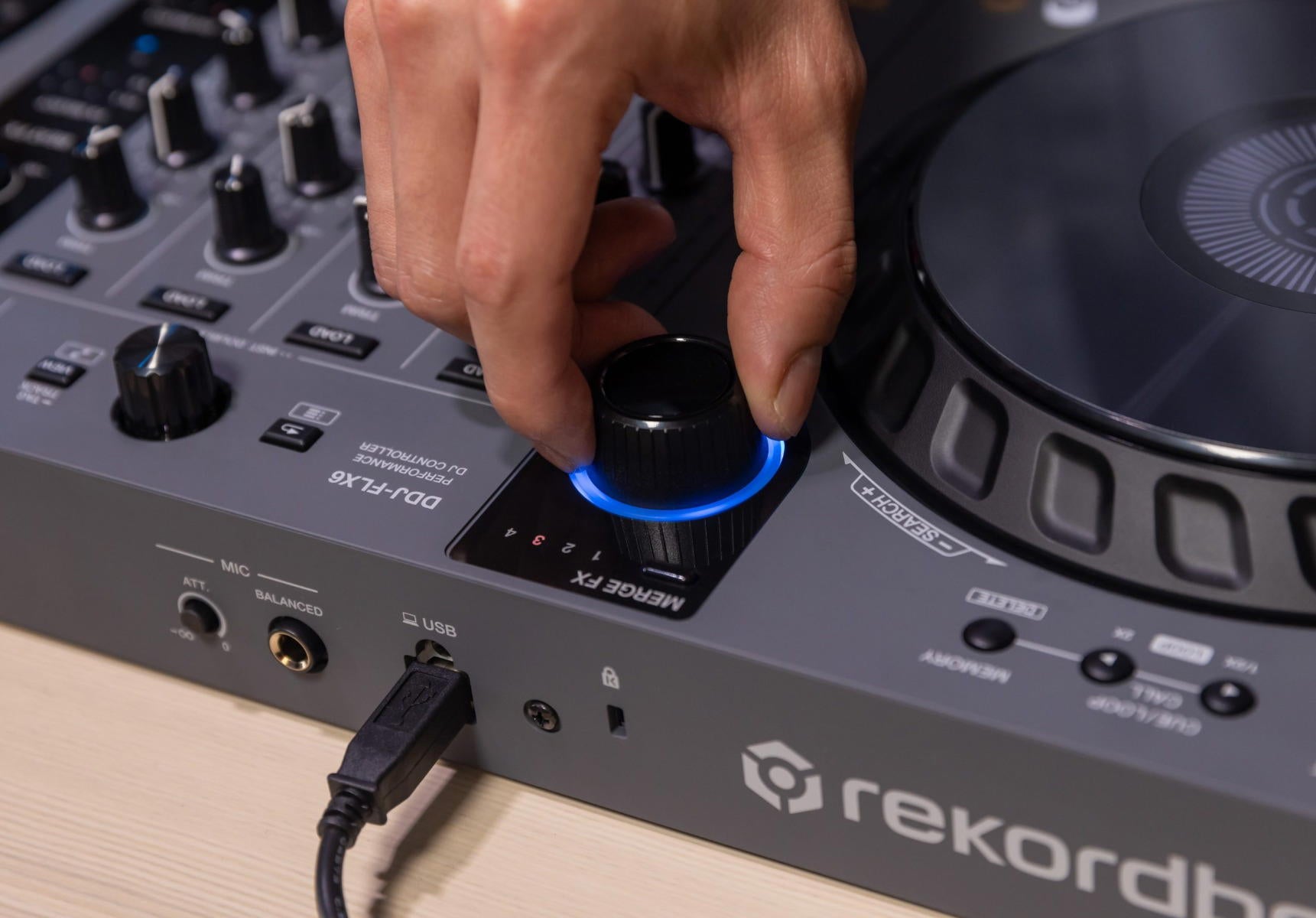 Pioneer DJ DDJ-FLX6-GT (B-stock)