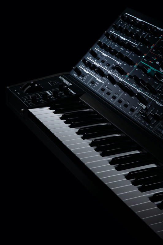 Arturia Matrixbrute Noir Edition