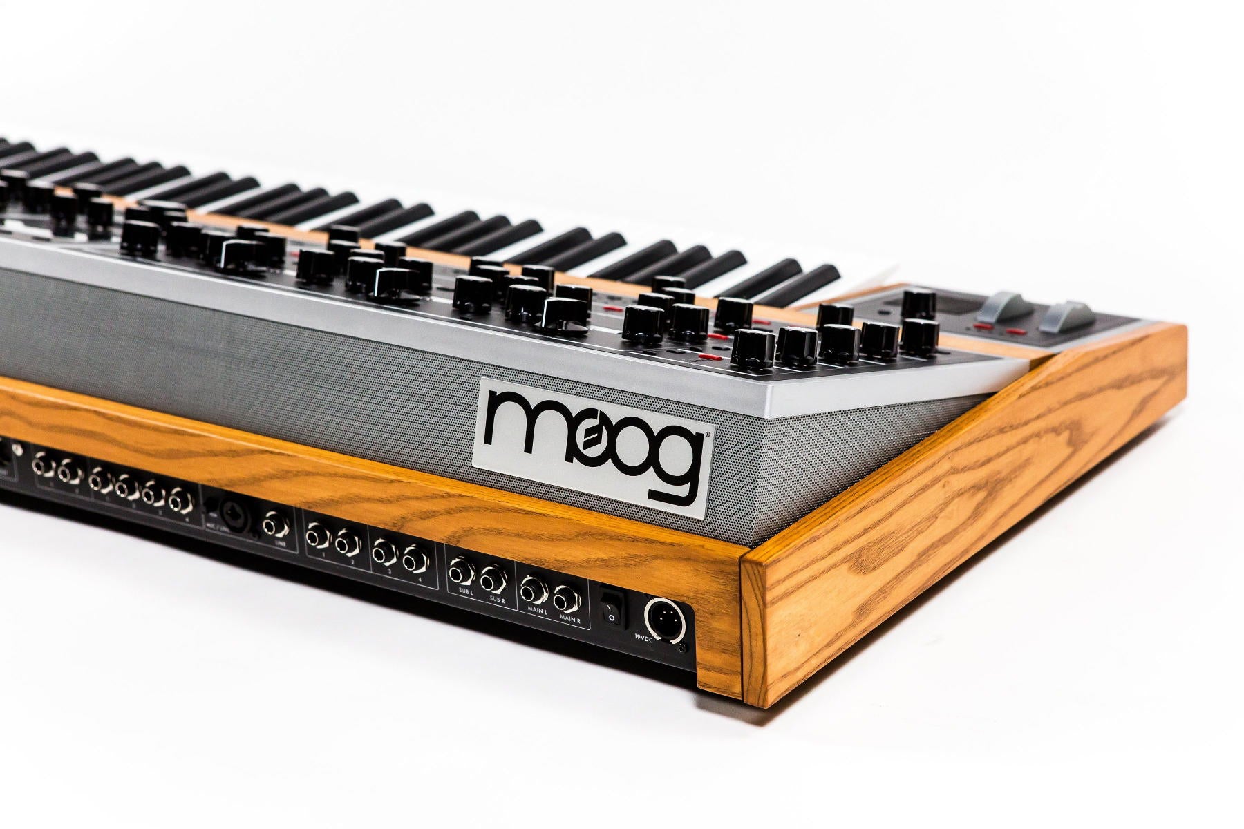 Moog One 16