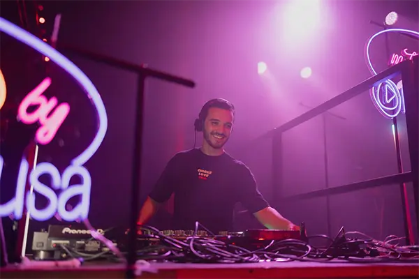 Cabinas de DJ