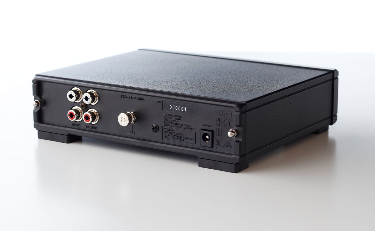 REGA Amp - Fono MM Mk5 Black
