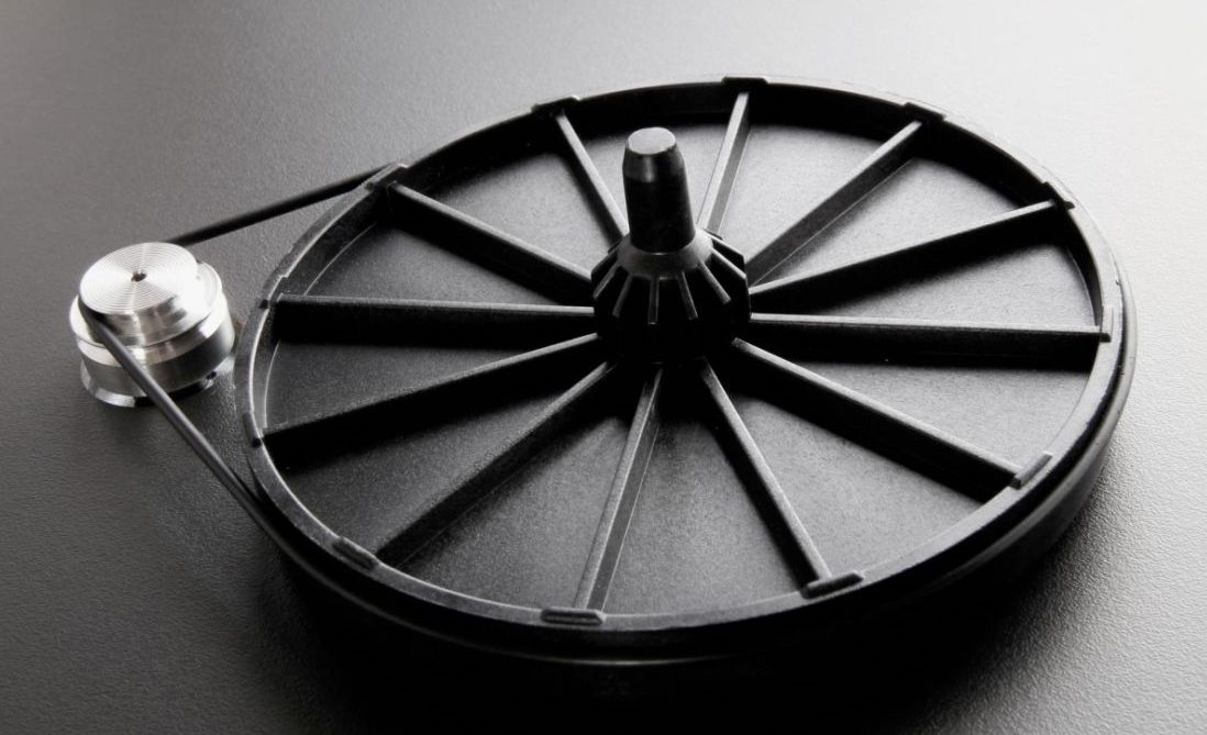 REGA NEW TT Planar 1 Matt Black