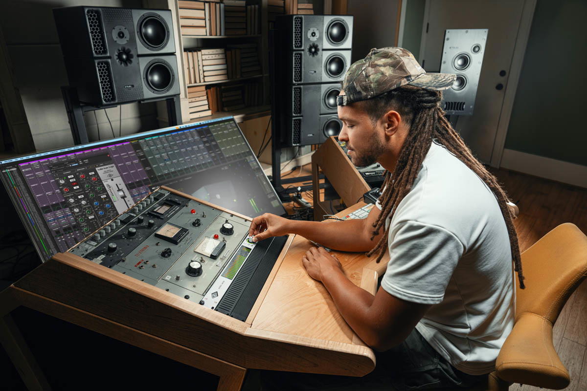 Universal Audio Apollo x16D ULT