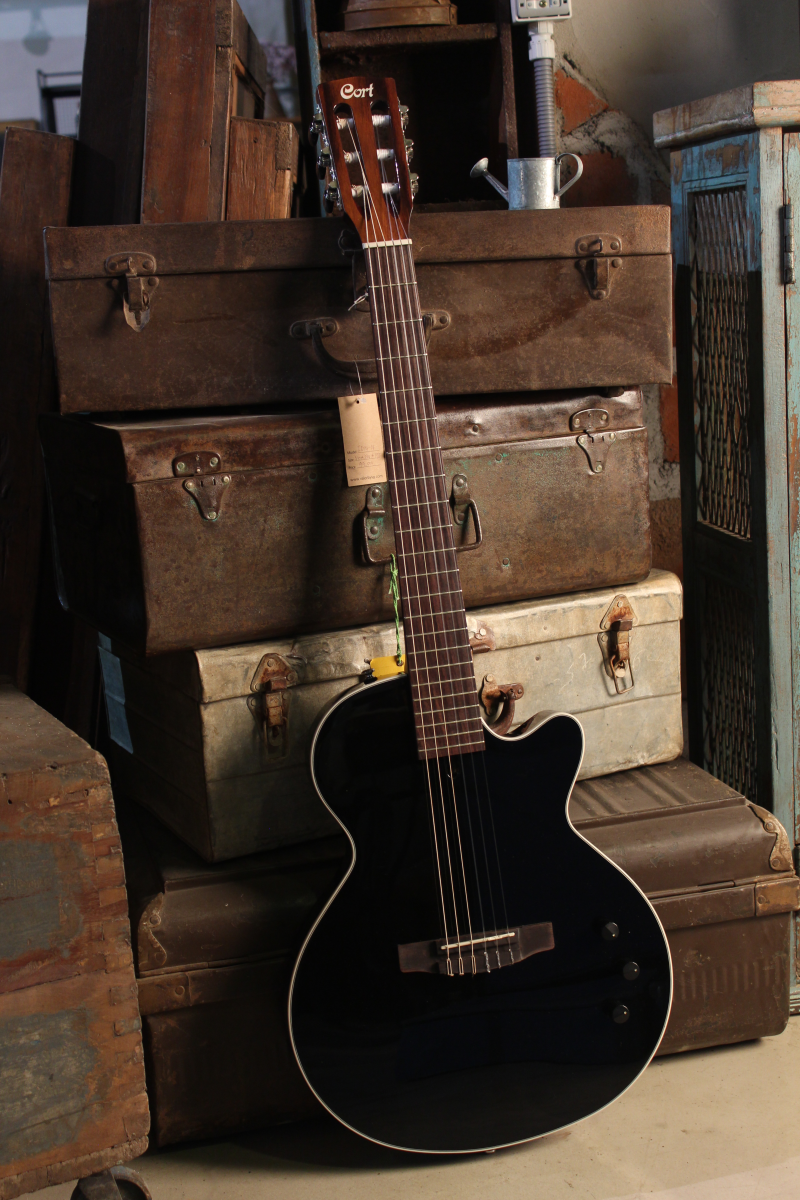 CORT Guitarra Cla Sunset Nylectric Bk