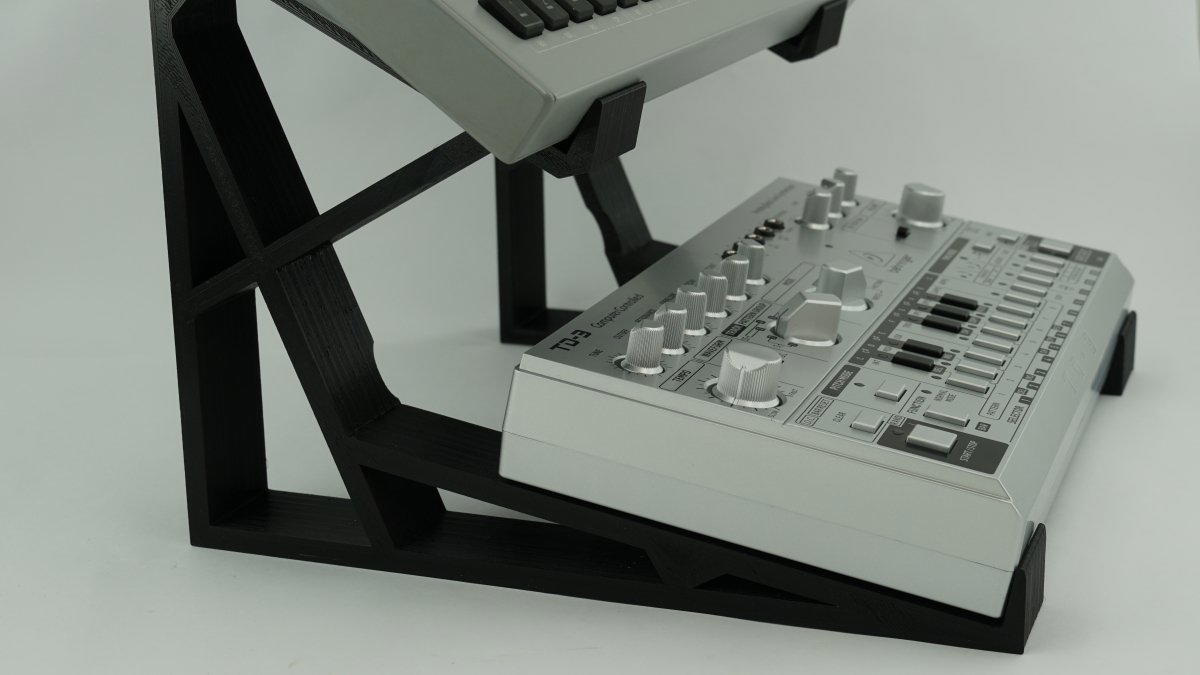 Coverup Stand Doble Behringer TD3
