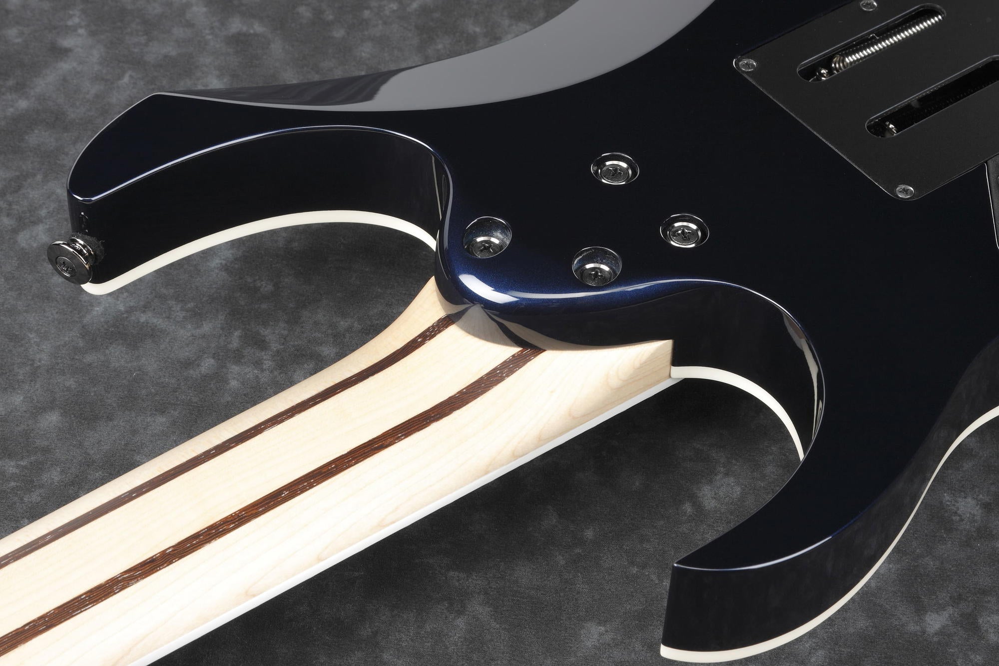 IBANEZ RG2027RXL DTB