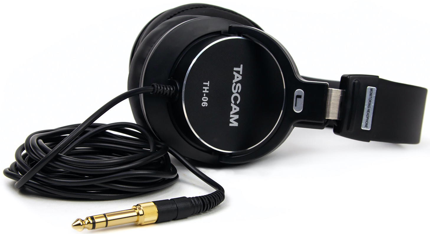 Tascam TH-06