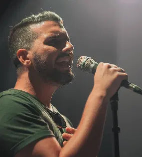 Toni Cadena